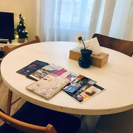 Cosy Sunny Studio, Old Town, Apartamento